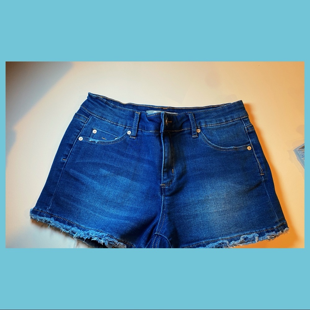 cute jean shorts!